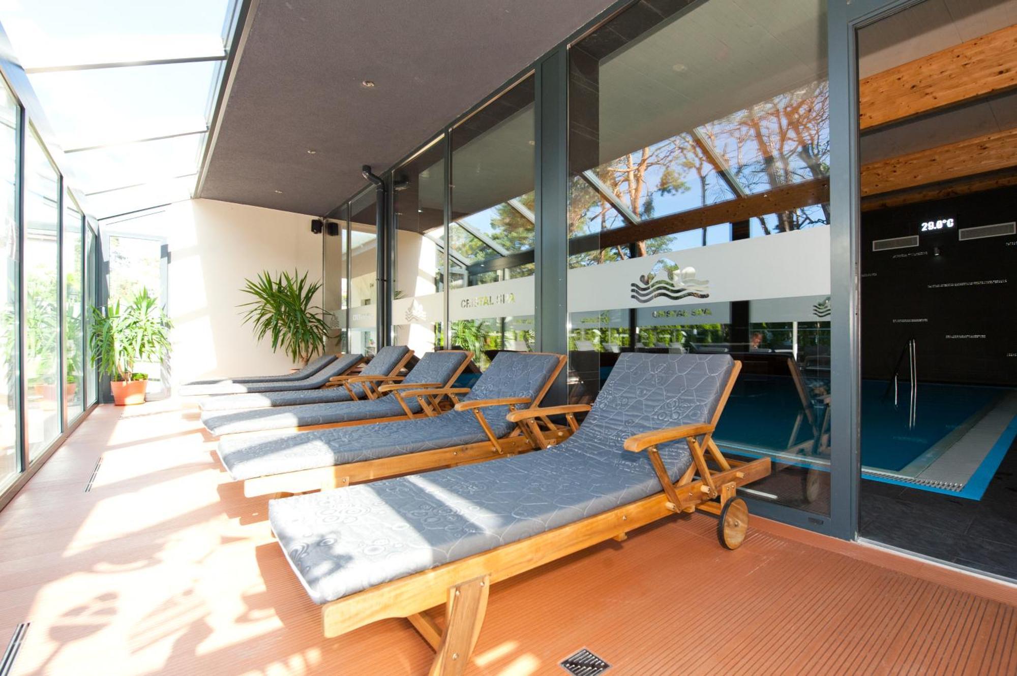 Cristal Spa Dźwirzyno Buitenkant foto